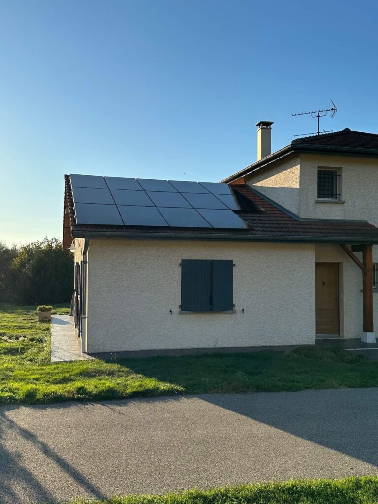 découvrez notre service d'installateur photovoltaïque à bourg-en-bresse, spécialisé dans l'installation de panneaux solaires pour optimiser votre énergie. profitez d'une expertise locale et d'une transition énergétique durable pour réduire vos factures d'électricité.