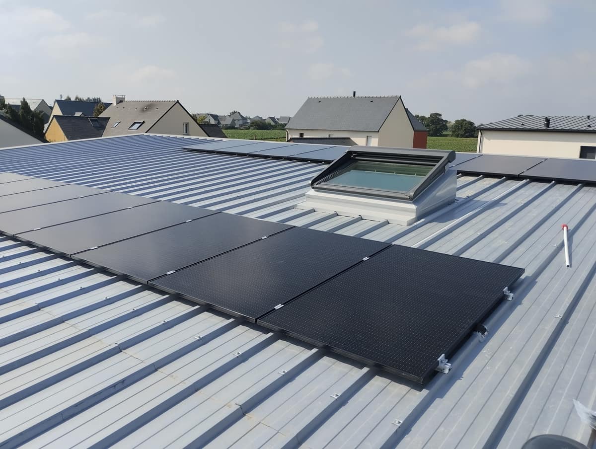 découvrez nos services d'installation de panneaux photovoltaïques dans les côtes d'armor. profitez d'une énergie renouvelable et économique, tout en bénéficiant d'un accompagnement professionnel pour votre projet solaire.