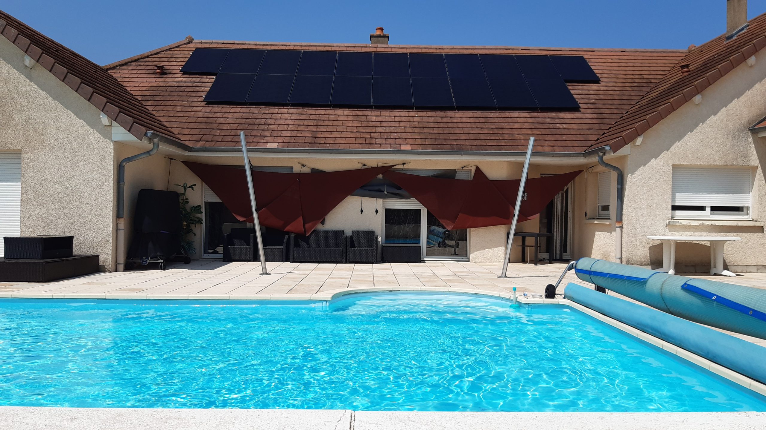 découvrez nos services d'installation de panneaux photovoltaïques en franche-comté. bénéficiez de solutions énergétiques durables et rentables, adaptées à vos besoins. profitez de l'expertise de notre équipe pour contribuer à la transition énergétique tout en réduisant votre facture d'électricité.