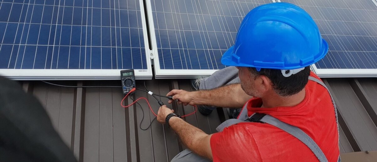 découvrez les services d'un installateur photovoltaïque dans le gard. profitez d'une énergie solaire propre et économique grâce à des solutions adaptées à vos besoins. contactez nos experts pour une installation fiable et un accompagnement personnalisé.