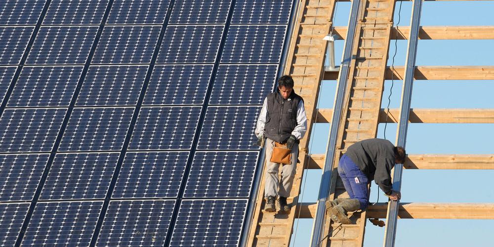 découvrez nos services d'installation de panneaux photovoltaïques en gironde. profitez d'une énergie solaire renouvelable et faites des économies sur votre facture d'électricité grâce à nos solutions sur mesure.