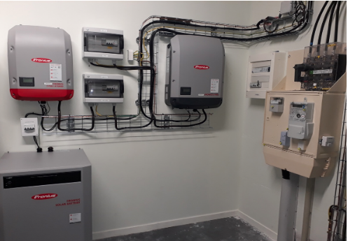 découvrez nos services d'installation de panneaux photovoltaïques à grenoble. profitez d'une énergie renouvelable et d'économies sur votre facture d'électricité grâce à notre équipe d'installateurs professionnels et expérimentés.