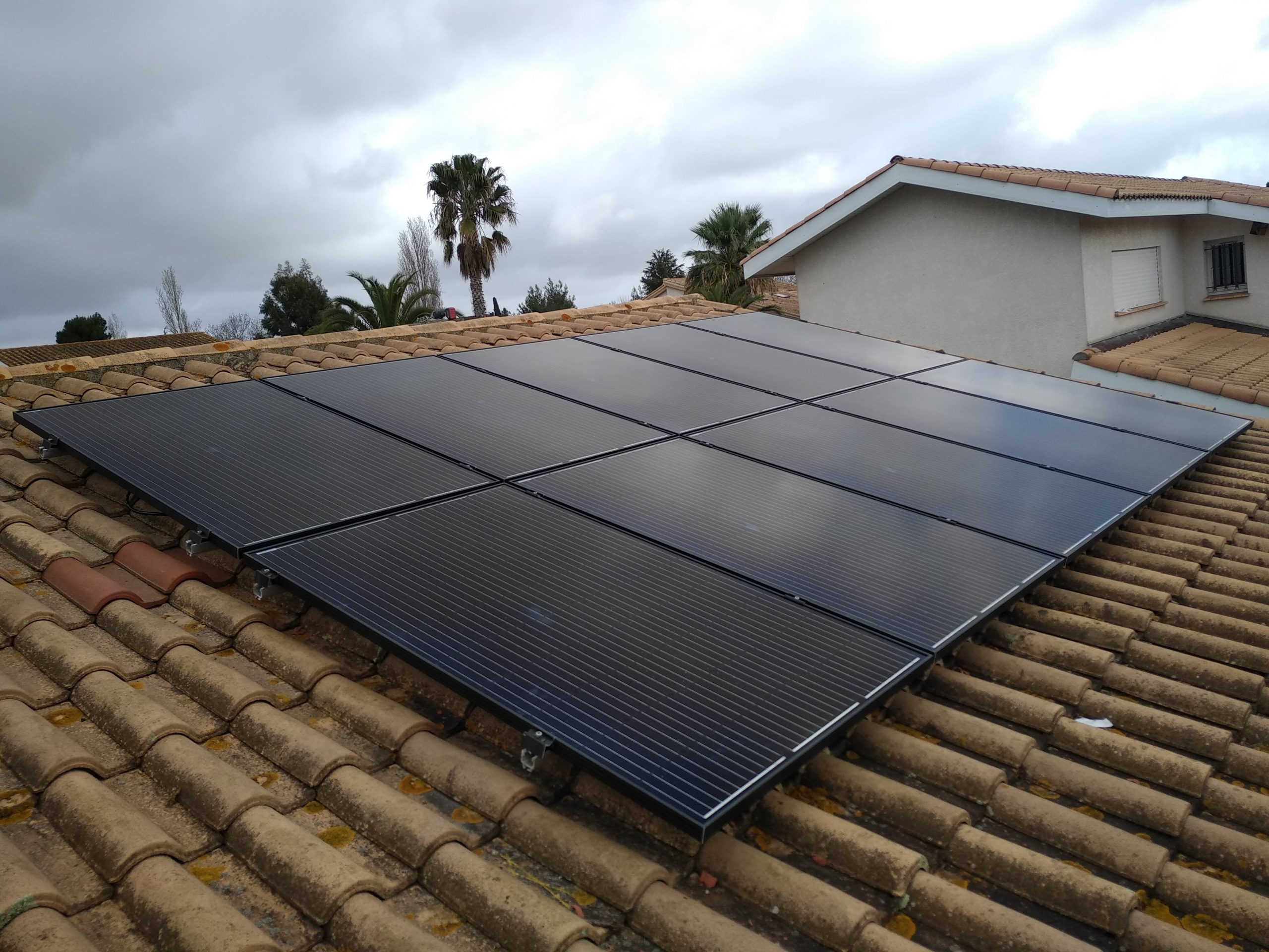 découvrez les services d'un installateur photovoltaïque dans l'hérault, spécialisé dans l'installation de panneaux solaires de haute qualité. optimisez votre consommation d'énergie et réduisez votre empreinte carbone tout en bénéficiant des aides à la transition énergétique. contactez-nous pour un devis personnalisé!