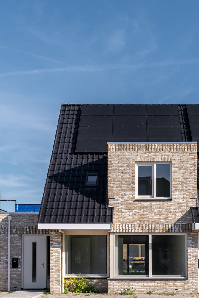 découvrez nos services d'installation de panneaux photovoltaïques en île-de-france. profitez d'une énergie renouvelable et réduisez votre facture d'électricité grâce à notre expertise en installations solaires.