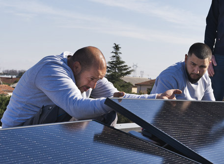 découvrez notre service d'installateur photovoltaïque en isère, spécialisé dans l'installation de panneaux solaires pour maximiser votre production d'énergie renouvelable. profitez d'un accompagnement personnalisé et de solutions adaptées à vos besoins, tout en contribuant à la protection de l'environnement.