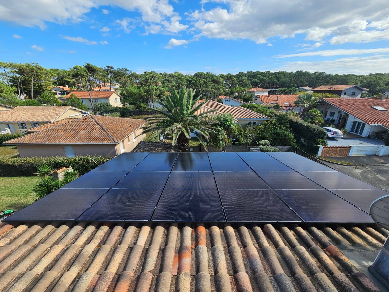 découvrez nos services d'installation photovoltaïque dans les landes. profitez d'une énergie renouvelable et économique, réalisée par des experts qualifiés. transformez votre toiture en source d'énergie durable et réduisez votre facture d'électricité dès aujourd'hui.