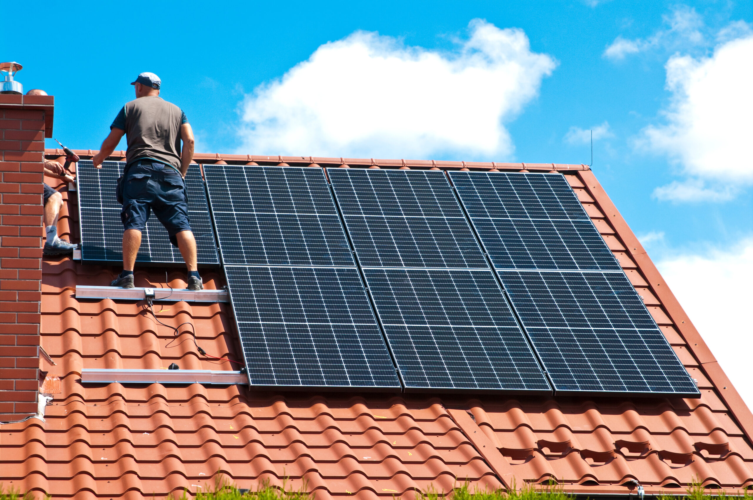découvrez notre service d'installation photovoltaïque dans les landes, offrant des solutions durables et économiques pour produire votre propre électricité solaire. profitez des avantages d'une énergie renouvelable tout en contribuant à la protection de l'environnement.