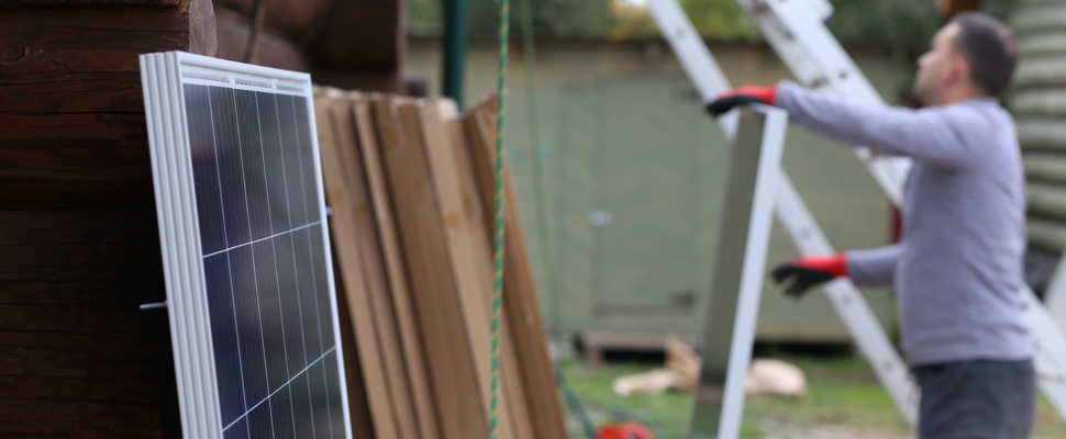 découvrez les services d'un installateur photovoltaïque au creusot, spécialisé dans l'installation de panneaux solaires. profitez d'une énergie renouvelable, réduisez vos factures d'électricité et adoptez une démarche écologique grâce à des experts à votre service.