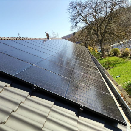 découvrez notre service d'installateur photovoltaïque à liège, spécialisé dans l'installation de panneaux solaires pour un avenir durable. profitez d'énergies renouvelables et réduisez vos factures d'électricité grâce à notre expertise.