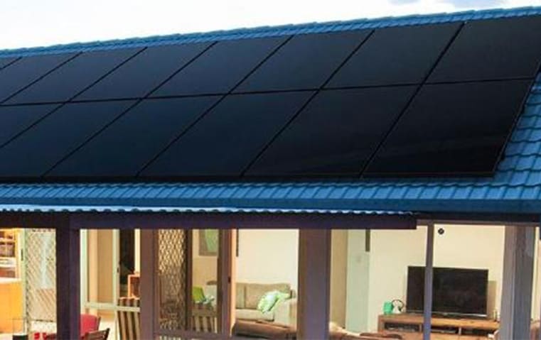 découvrez notre service d'installation de panneaux photovoltaïques dans la loire (42). profitez d'énergies renouvelables pour réduire vos facture d'électricité et contribuer à la protection de l'environnement. contactez-nous pour un devis personnalisé.