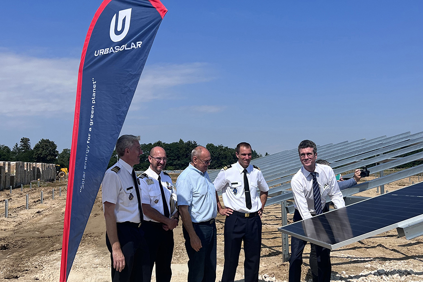 découvrez les services d'installateur photovoltaïque dans le loiret. profitez d'une énergie solaire propre et renouvelable grâce à notre expertise. obtenez un devis personnalisé dès aujourd'hui et faites le choix d'une solution durable pour votre habitation.