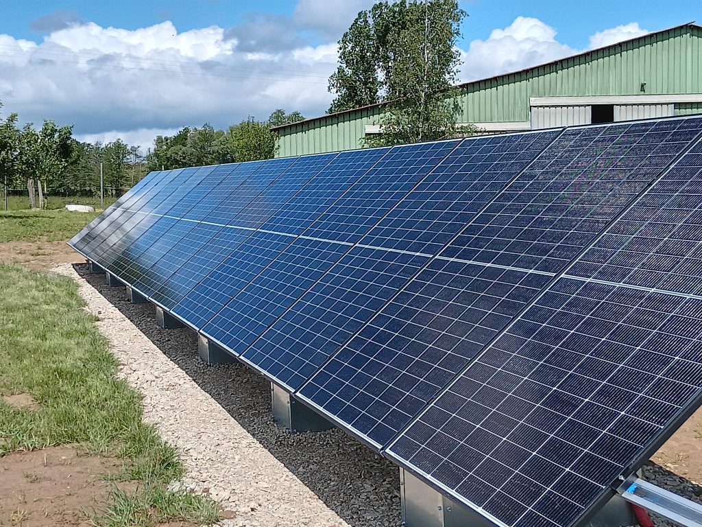 découvrez nos services d'installation de panneaux photovoltaïques en lorraine. profitez d'une énergie renouvelable et réduisez vos factures d'électricité grâce à notre expertise locale. contactez-nous pour une évaluation gratuite de votre projet énergétique.