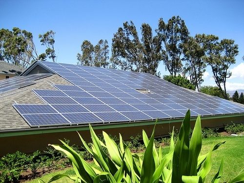 découvrez nos services d'installation photovoltaïque en lorraine. profitez d'énergies renouvelables pour réduire vos factures d'électricité et contribuer à la préservation de l'environnement. nos experts vous accompagnent dans chaque étape de votre projet solaire.