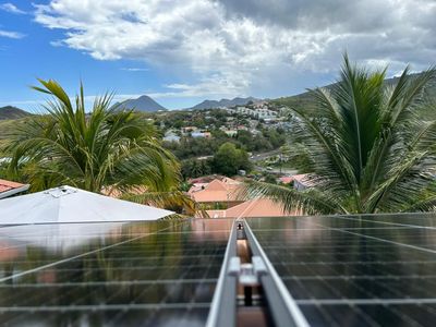 découvrez votre installateur photovoltaïque en martinique pour des solutions énergétiques durables et écologiques. profitez de notre expertise pour transformer l'énergie solaire en économies d'énergie tout en préservant l'environnement. contactez-nous dès aujourd'hui pour un devis personnalisé!