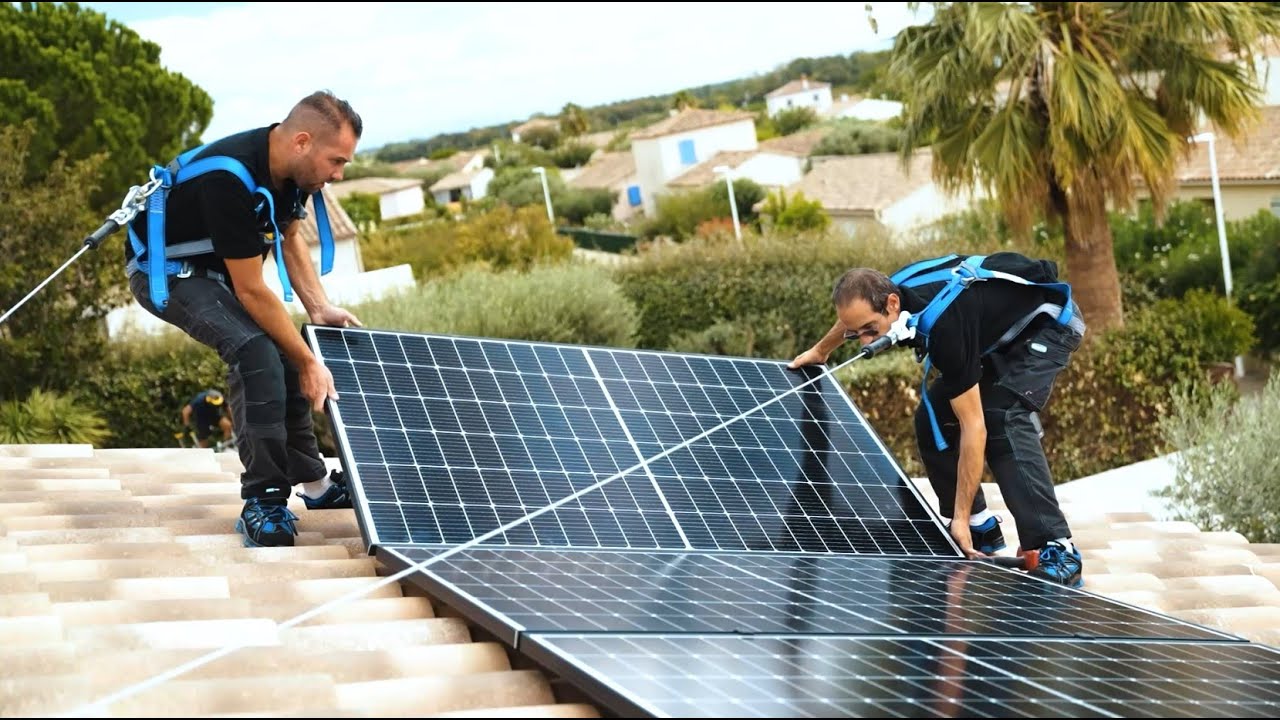 découvrez notre service d'installation photovoltaïque à montpellier. profitez d'énergies renouvelables et réduisez vos factures d'électricité tout en contribuant à un avenir durable. contactez-nous pour un devis gratuit.