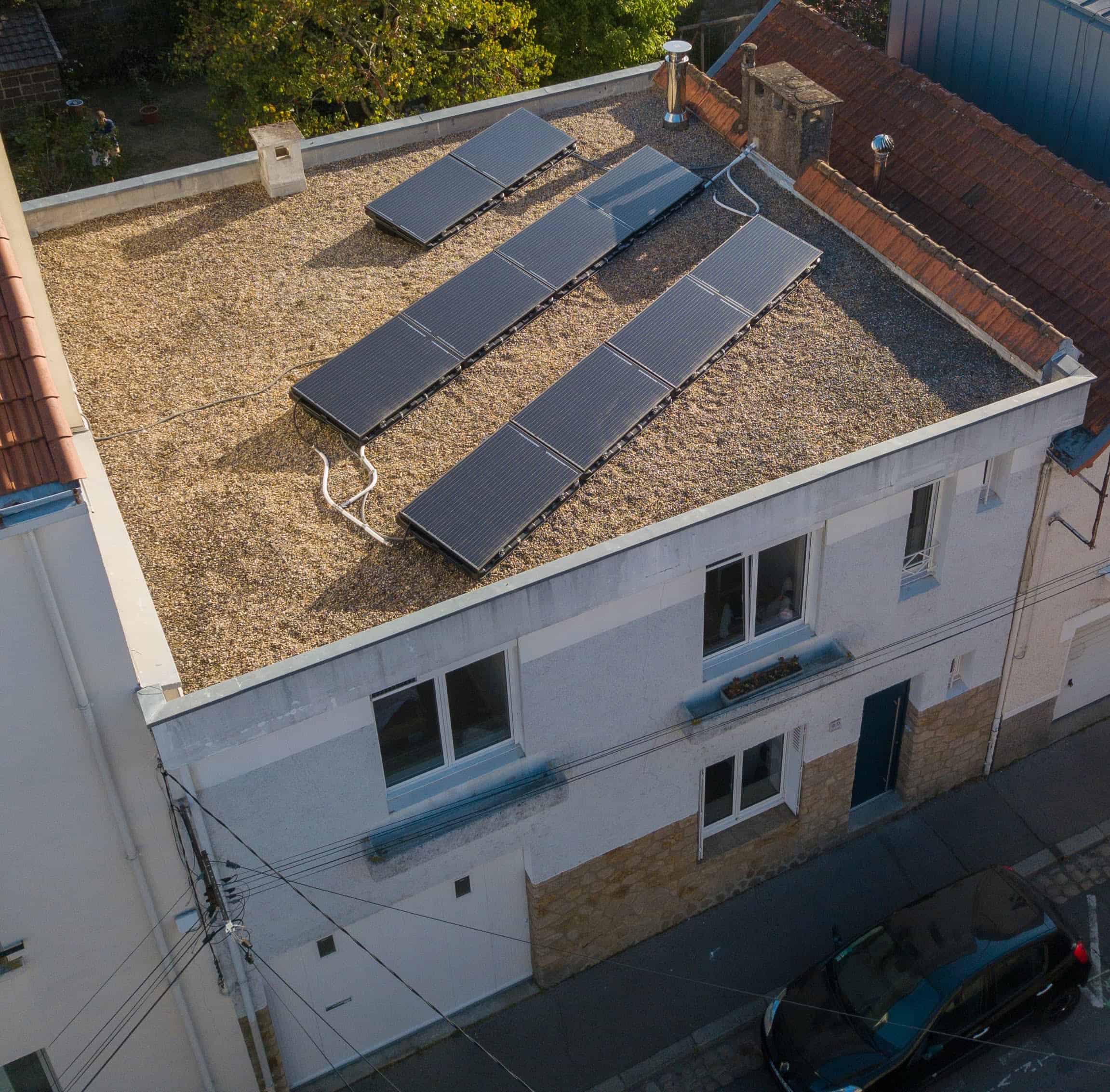 découvrez nos services d'installation de panneaux photovoltaïques à nantes. bénéficiez d'une énergie renouvelable et d'économies sur vos factures d'électricité grâce à nos experts certifiés. contactez-nous dès aujourd'hui pour un devis gratuit !