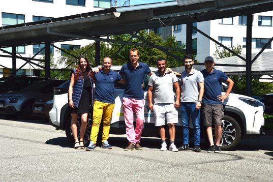 découvrez les meilleurs installateurs photovoltaïques à nantes pour transformer votre maison en une source d'énergie renouvelable. bénéficiez d'une expertise locale, d'installations de qualité et d'un service personnalisé pour optimiser votre consommation d'énergie.