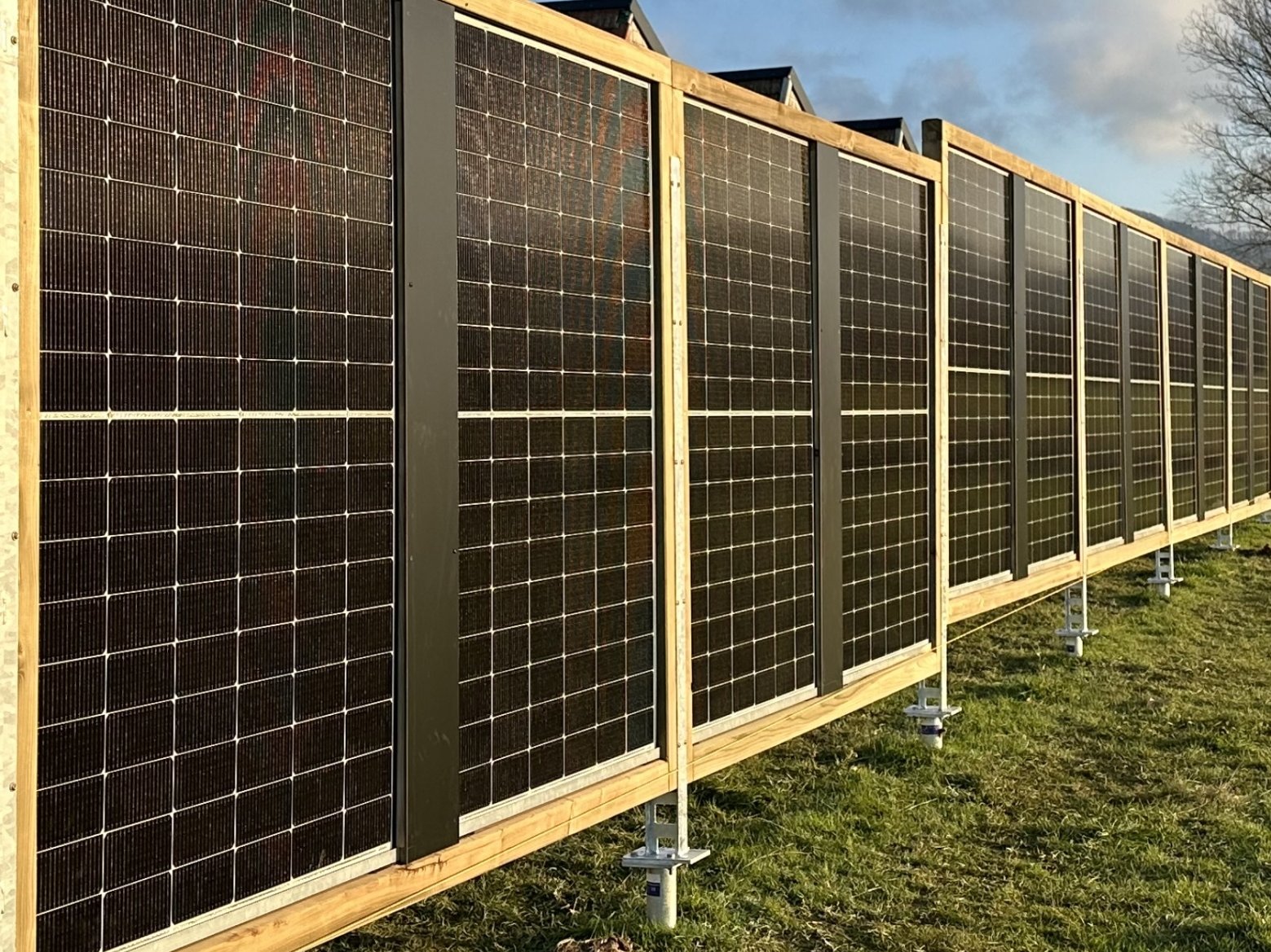 découvrez les services d'un installateur photovoltaïque à neuchâtel, spécialisé dans l'installation de panneaux solaires. profitez d'une énergie renouvelable et durable tout en réduisant vos factures d'électricité. contactez-nous pour un devis personnalisé et un accompagnement sur mesure.