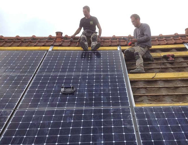 découvrez nos services d'installation de panneaux photovoltaïques dans le nord. profitez d'une énergie renouvelable, réduisez vos factures d'électricité et contribuez à un avenir durable avec notre expertise locale.