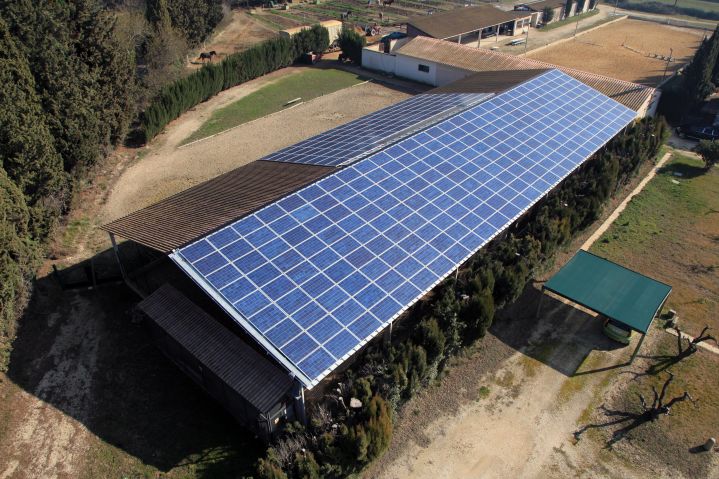 découvrez les services d'un installateur photovoltaïque en paca, spécialisé dans l'installation de panneaux solaires pour optimiser votre efficacité énergétique et réduire votre empreinte carbone. profitez d'une expertise locale pour un projet personnalisé et durable.