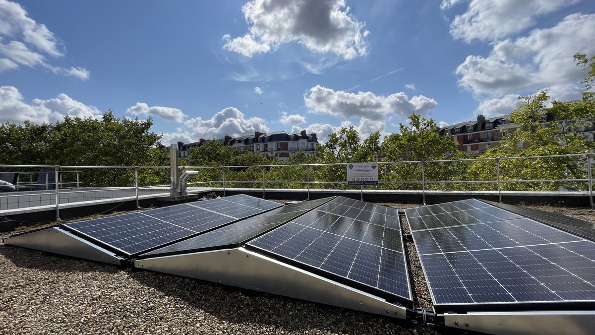 découvrez les meilleurs installateurs photovoltaïques à paris pour transformer votre toit en une source d'énergie renouvelable. profitez d'une expertise locale pour maximiser vos économies et réduire votre empreinte carbone.