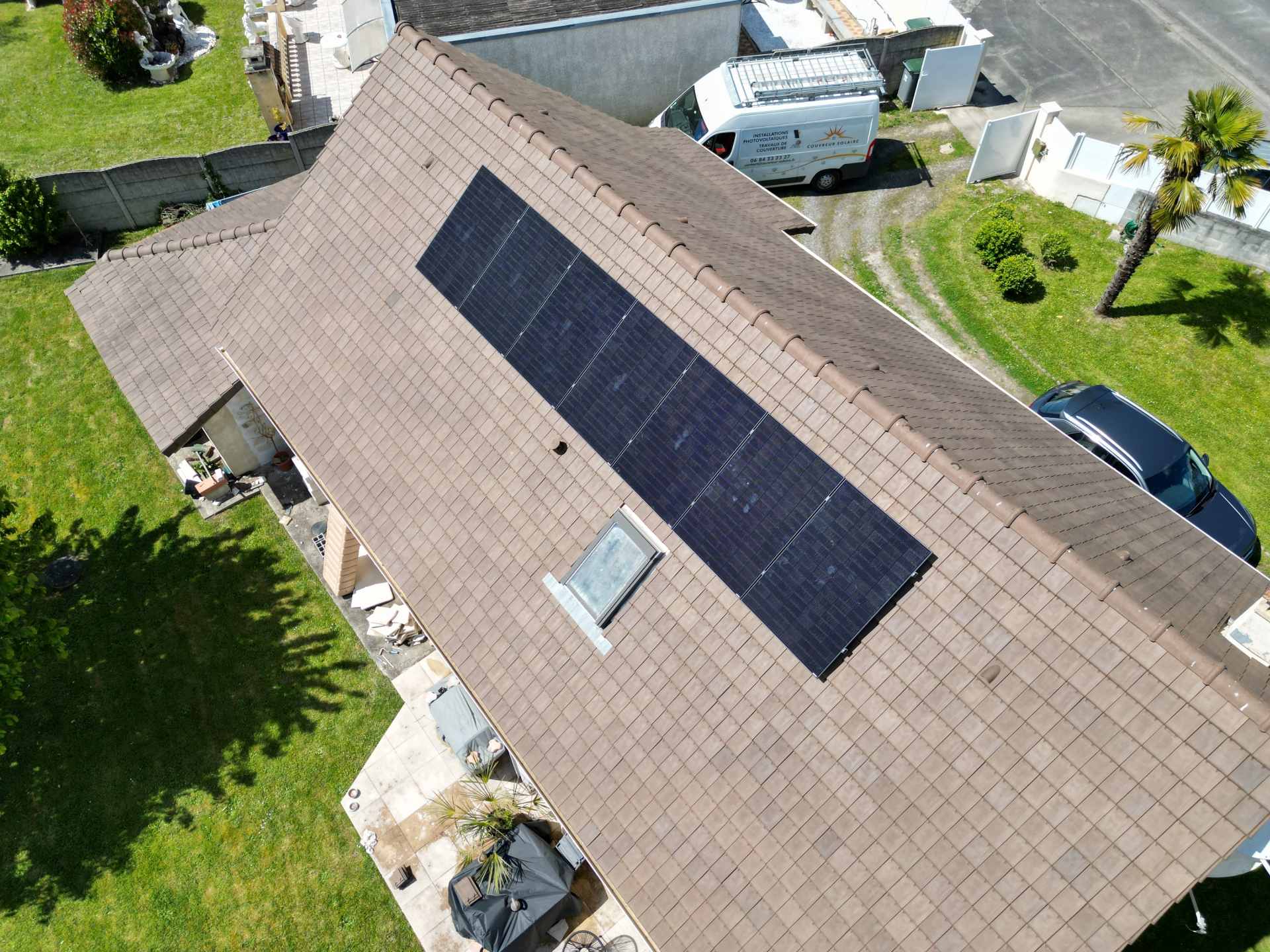 découvrez les services professionnels d'installation de panneaux photovoltaïques à pau. profitez d'une énergie renouvelable, réduisez votre facture d'électricité et contribuez à la préservation de l'environnement avec nos solutions sur mesure.