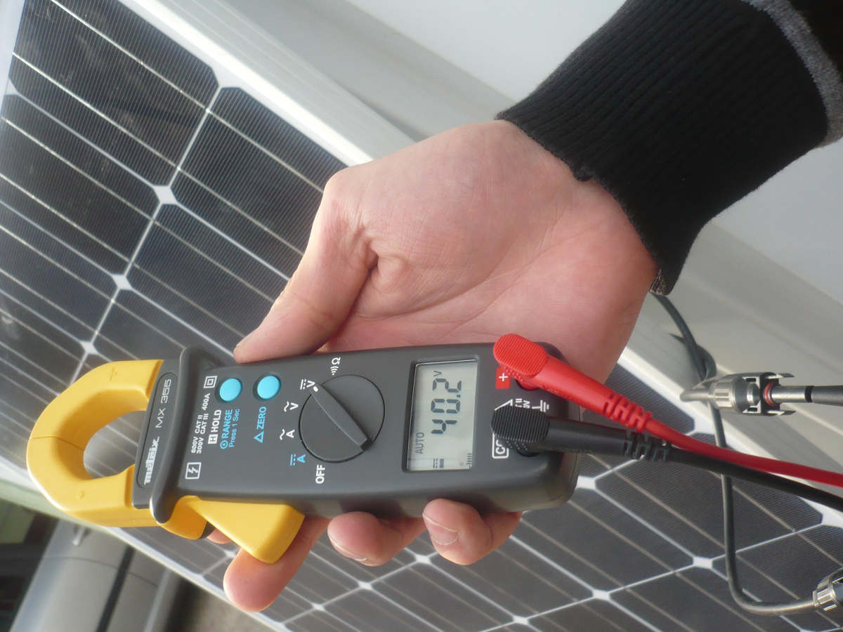 découvrez nos services d'installation de panneaux photovoltaïques à pontarlier. profitez d'une énergie durable et réduisez vos factures d'électricité grâce à nos experts en énergie solaire.