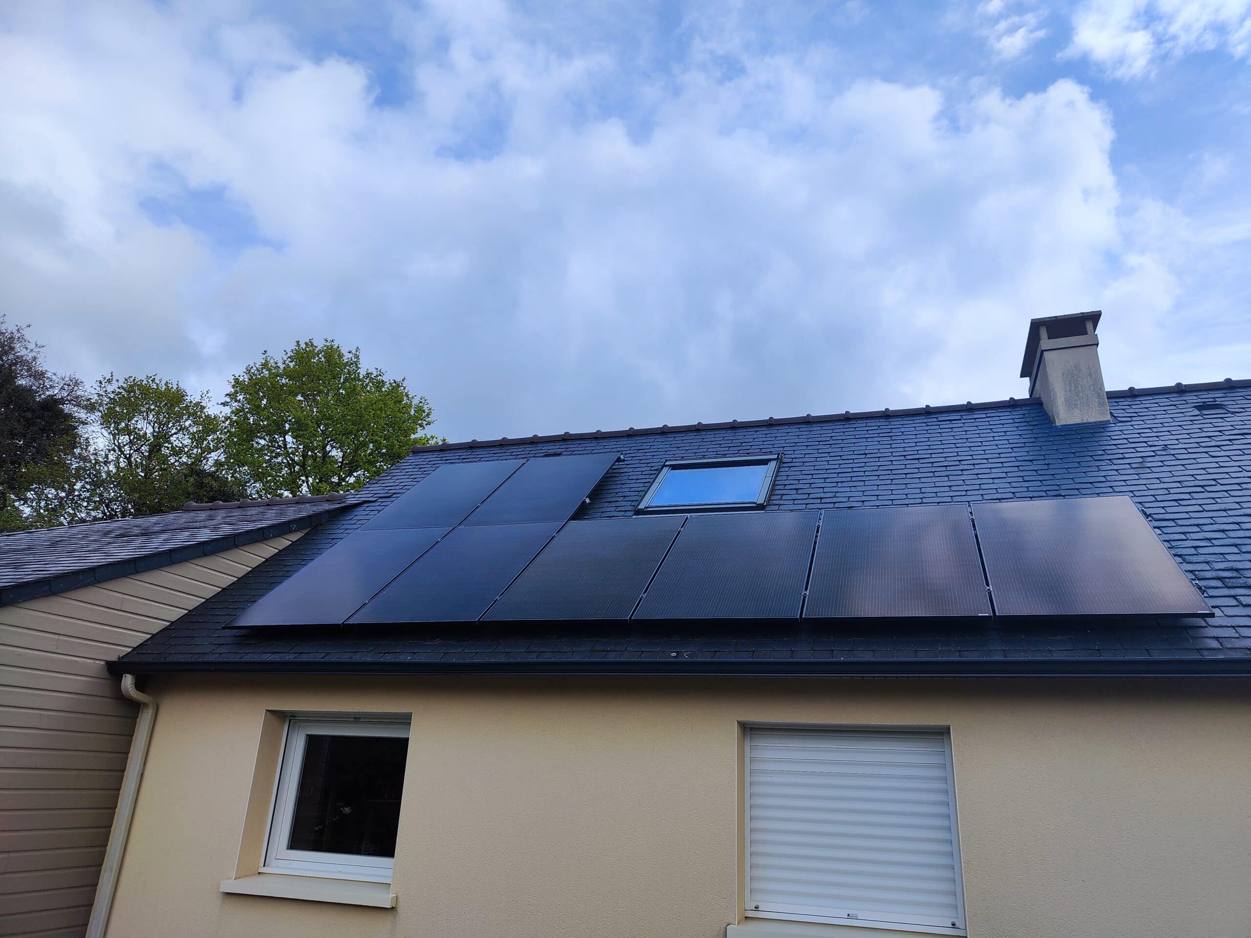 découvrez nos services d'installation de panneaux photovoltaïques à rennes. bénéficiez de solutions écologiques et économiques pour produire votre propre énergie. contactez notre équipe d'experts pour un devis personnalisé et commencez à faire des économies dès aujourd'hui.