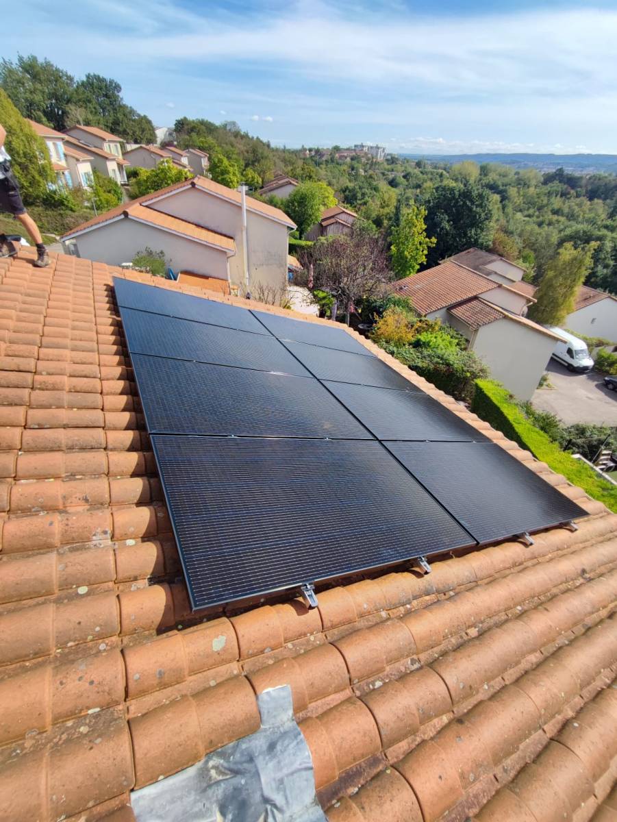 découvrez notre service d'installateur photovoltaïque dans le rhône. profitez de solutions énergétiques écologiques et économisez sur vos factures d'électricité grâce à nos panneaux solaires de haute qualité. contactez-nous pour un devis personnalisé et faites le choix d'une énergie durable.