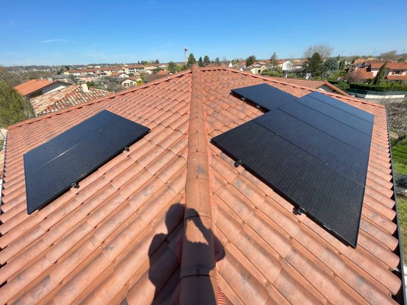 découvrez nos services d'installation de panneaux photovoltaïques en rhône-alpes. profitez d'énergies renouvelables chez vous et réduisez vos factures d'électricité tout en préservant l'environnement. contactez nos experts pour un devis personnalisé et réalisez des économies durables.