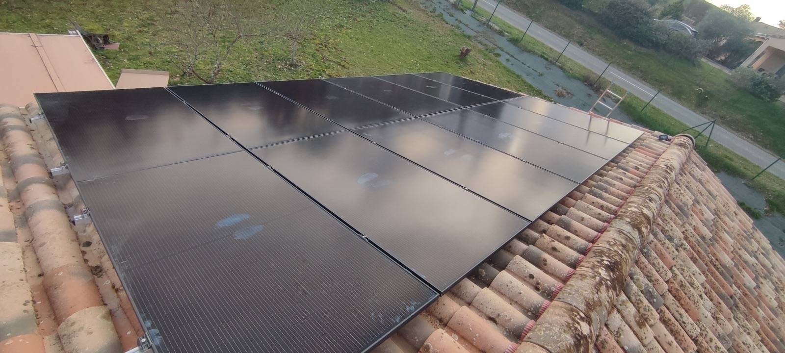 découvrez les services d'un installateur photovoltaïque à toulouse, expert en solutions solaires pour optimiser votre consommation d'énergie. profitez d'installations professionnelles et d'un accompagnement personnalisé pour économiser et contribuer à la transition énergétique.