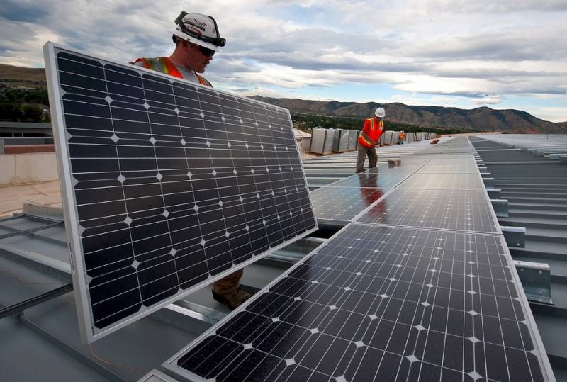 découvrez nos services d'installation photovoltaïque à toulouse. profitez d'une énergie renouvelable, économique et respectueuse de l'environnement grâce à nos experts en panneaux solaires. obtenez un devis personnalisé et commencez à réduire vos factures d'électricité dès aujourd'hui.