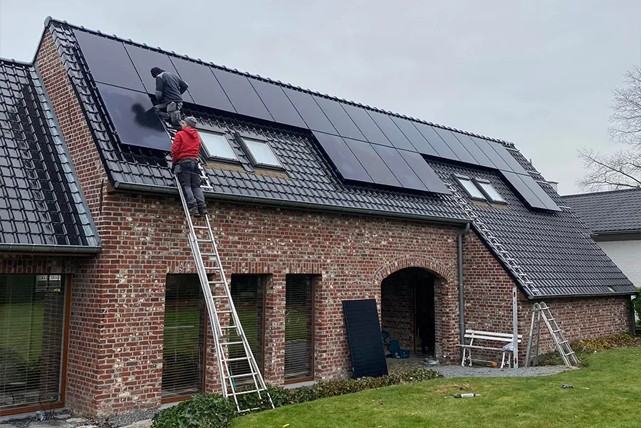 découvrez les services d'un installateur photovoltaïque à tournai, spécialisé dans la mise en place de solutions solaires adaptées à vos besoins. profitez d'énergies renouvelables pour réduire vos factures d'électricité et contribuer à la protection de l'environnement.