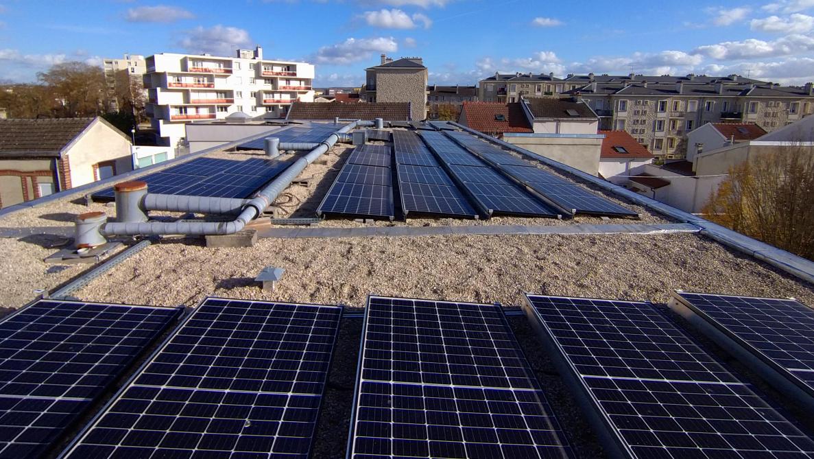 besoin d'un installateur photovoltaïque à troyes ? profitez de notre expertise pour une installation solaire de qualité, adaptée à vos besoins. optimisez votre consommation d'énergie et réduisez vos factures grâce à l'énergie renouvelable. contactez-nous dès aujourd'hui pour un devis personnalisé !