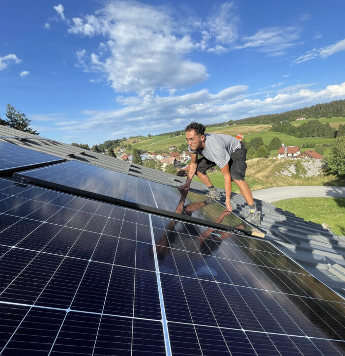 découvrez les services d'un installateur photovoltaïque professionnel dans le finistère (29). profitez d'une installation sur mesure pour maximiser votre production d'énergie solaire et réduire vos factures d'électricité. contactez-nous pour un devis gratuit !