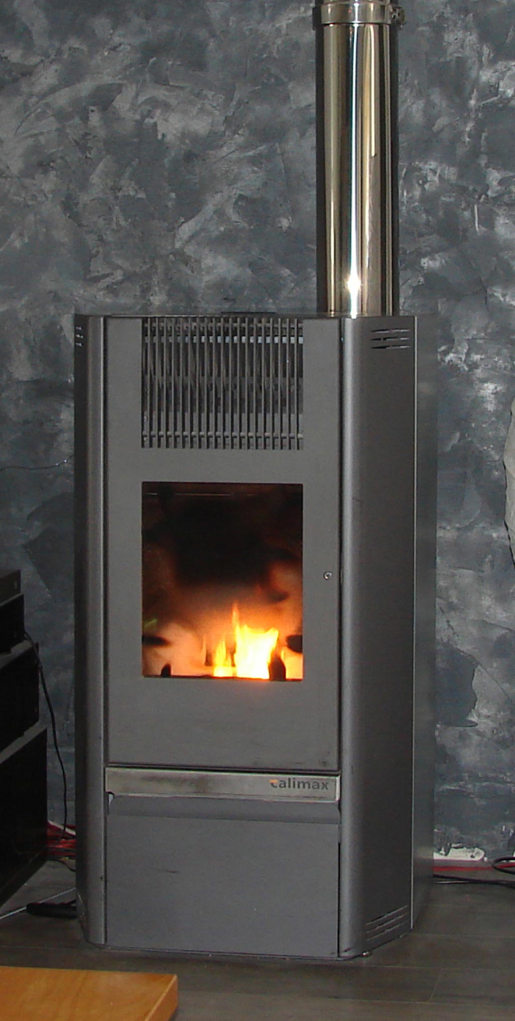 découvrez nos services d'installation de poêles à granulés dans le département 37. profitez d'une chaleur confortable et d'un chauffage écologique, adapté à votre habitat. nos experts vous garantissent une installation professionnelle et sécurisée.