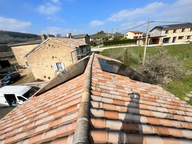 découvrez nos services d'installation de panneaux solaires en ardèche. profitez d'une énergie renouvelable, d'économies sur vos factures et d'une installation professionnelle par des experts locaux. transformez votre maison en un espace éco-responsable dès aujourd'hui !