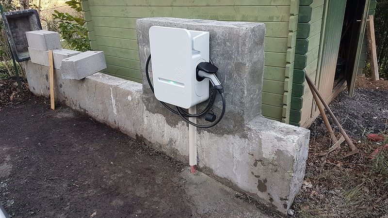 découvrez nos services d'installation de wallbox, spécialisés dans la mise en place de bornes de recharge pour véhicules électriques. notre équipe d'experts vous garantit une installation rapide, sécurisée et conforme aux normes. rechargez votre véhicule en toute simplicité avec nos solutions sur mesure.