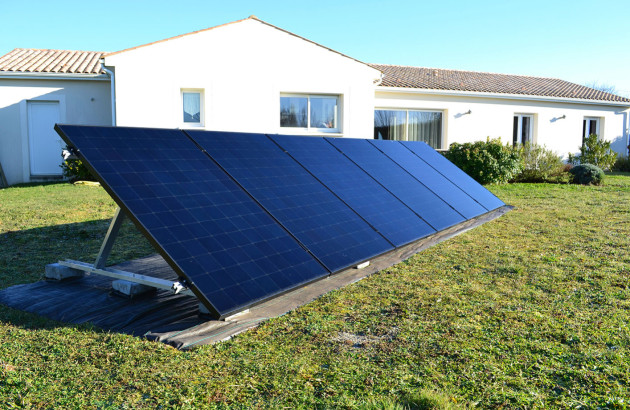 découvrez nos services d'installation de panneaux photovoltaïques pour transformer votre propriété en source d'énergie renouvelable. profitez d'économies sur vos factures d'électricité tout en contribuant à la protection de l'environnement. contactez-nous pour un devis personnalisé!
