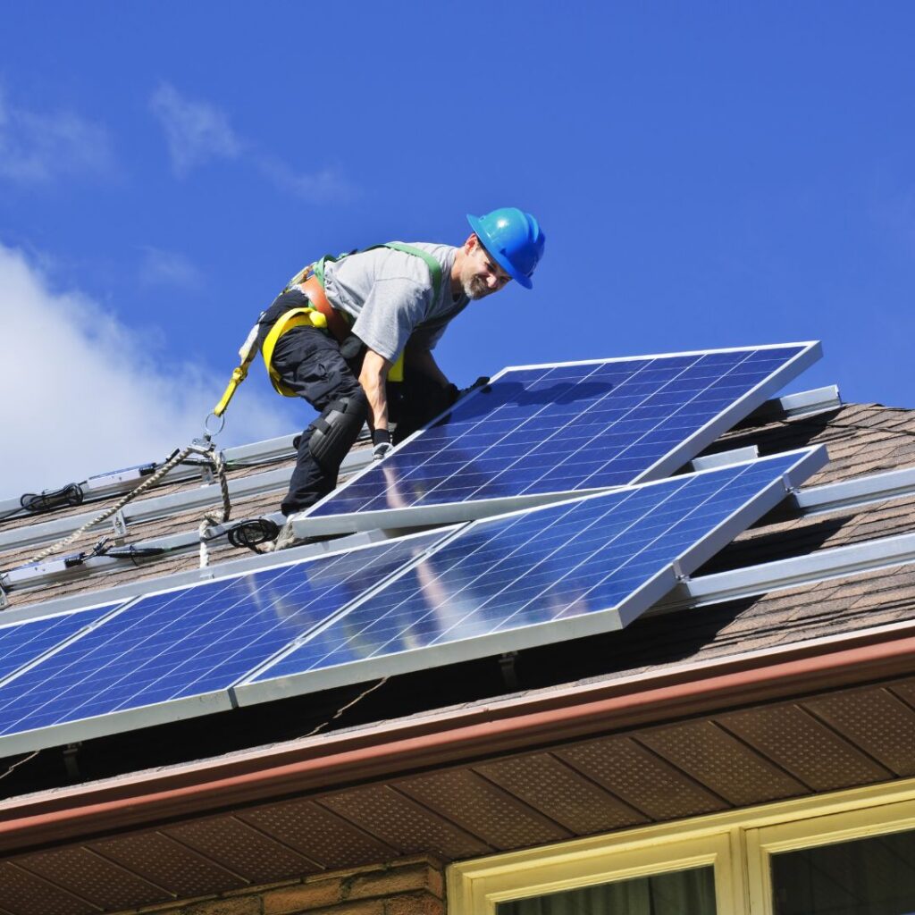découvrez comment installer vous-même des panneaux photovoltaïques grâce à notre guide complet. suivez nos conseils pratiques et conseils d'experts pour profiter d'une énergie solaire renouvelable tout en réalisant des économies sur vos factures d'électricité. transformez votre maison en une source d'énergie durable avec notre méthode simple et accessible.