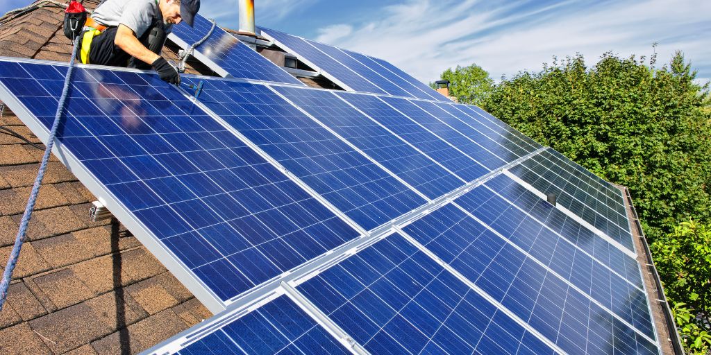 découvrez les avantages d'une installation photovoltaïque pour réduire vos factures d'énergie et contribuer à la transition énergétique. profitez d'une énergie renouvelable, durable et économique tout en valorisant votre investissement. contactez-nous pour une solution sur mesure.