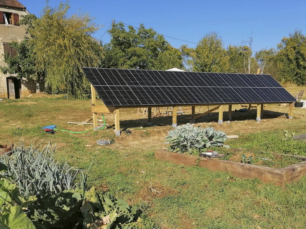 découvrez comment réaliser votre installation photovoltaïque diy simplement et efficacement. suivez nos conseils pratiques et astuces pour produire votre propre électricité solaire et réduire vos factures d'énergie.
