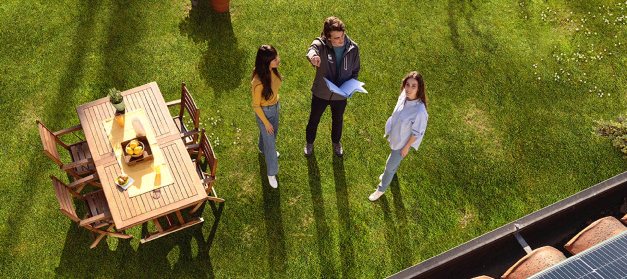 découvrez comment bénéficier d'une installation photovoltaïque gratuite pour produire votre propre électricité et réduire vos factures d'énergie. profitez des aides et subventions disponibles pour rendre votre transition vers les énergies renouvelables accessible et avantageuse.