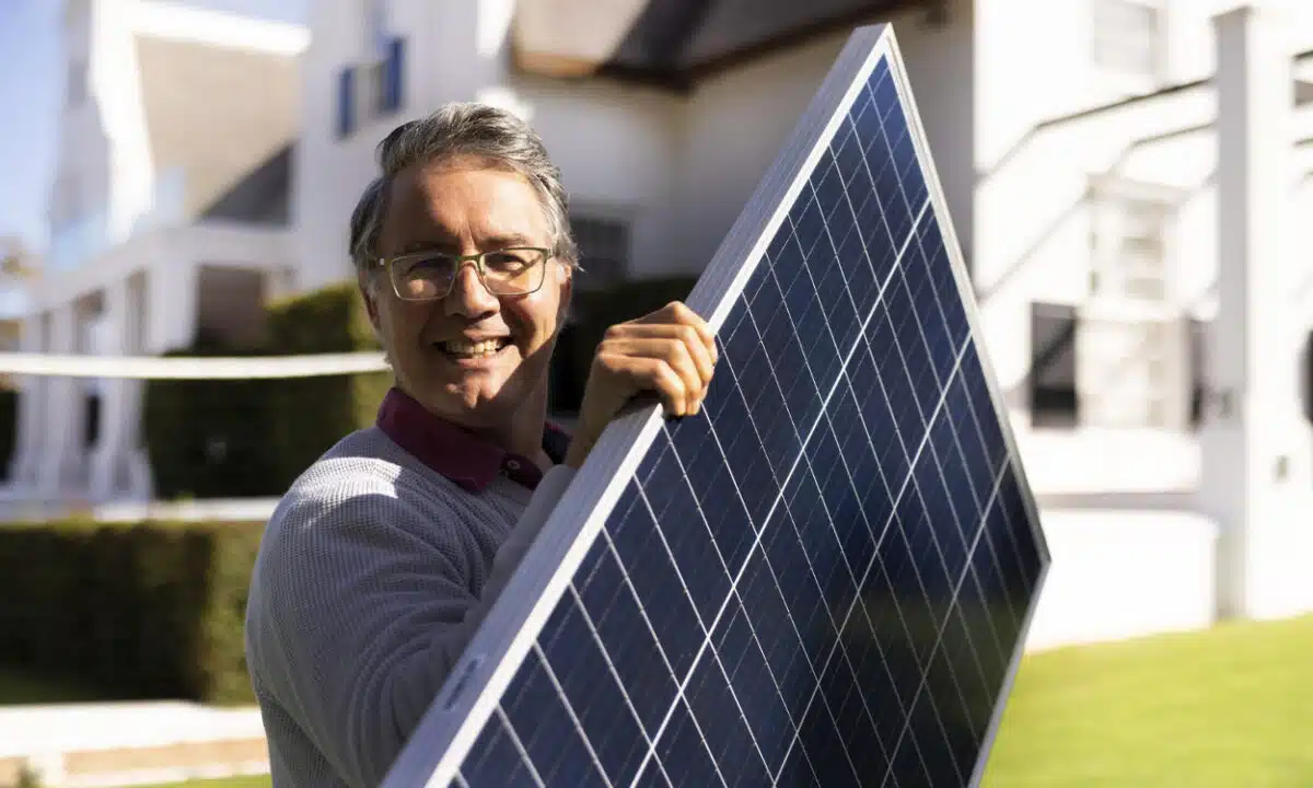 découvrez comment bénéficier d'une installation photovoltaïque gratuite et contribuer à la transition énergétique. profitez d'économies sur vos factures d'électricité tout en préservant l'environnement grâce à nos solutions solaires accessibles et durables.