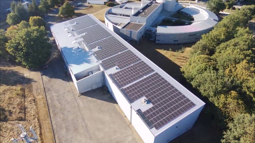 découvrez nos services d'installation de panneaux photovoltaïques à nantes. profitez d'une énergie renouvelable, réduisez votre facture d'électricité et contribuez à la protection de l'environnement grâce à nos solutions personnalisées et adaptées à vos besoins.