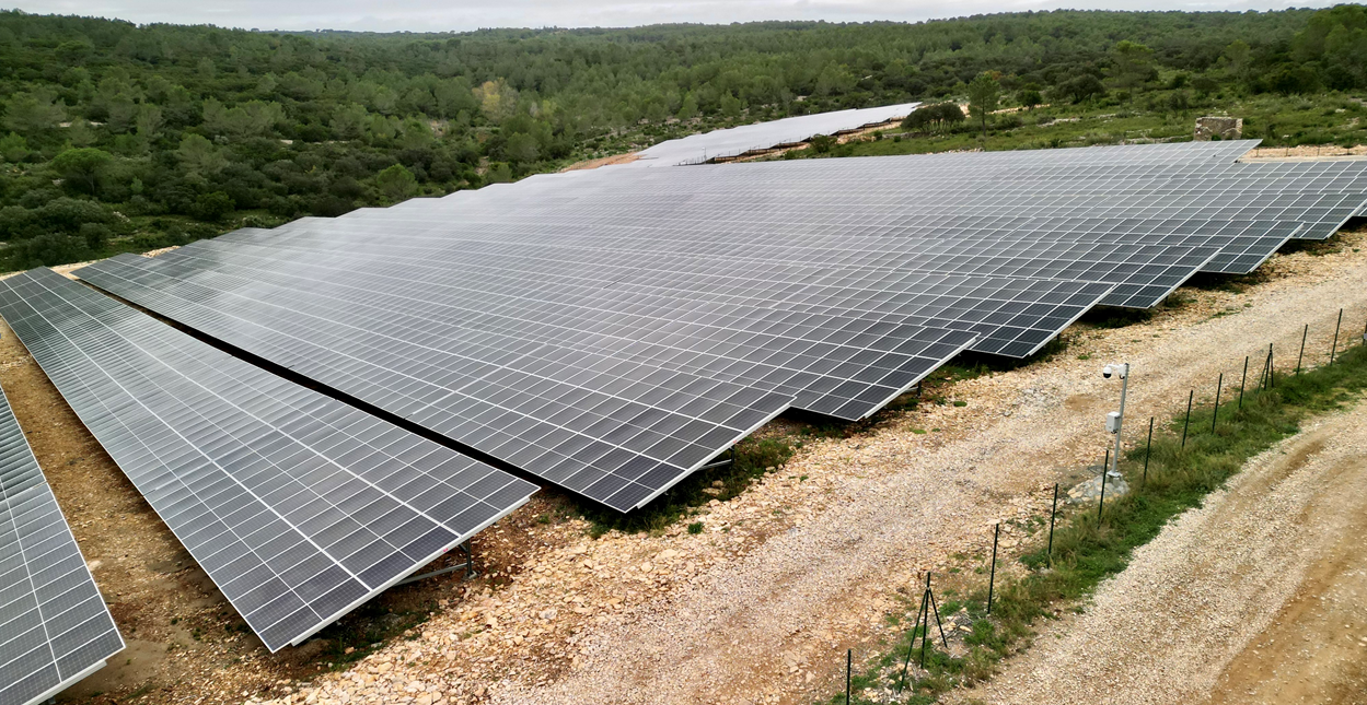 découvrez comment l'internationalisation du secteur solaire transforme l'énergie renouvelable à l'échelle mondiale. explorez les tendances, les innovations et les stratégies qui favorisent l'adoption de l'énergie solaire à travers les continents.