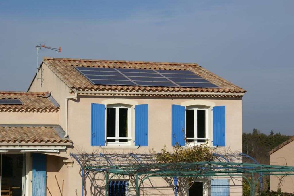 découvrez comment investir dans l'énergie photovoltaïque pour rentabiliser votre capital tout en contribuant à un avenir durable. explorez les avantages économiques et environnementaux de cette technologie innovante.