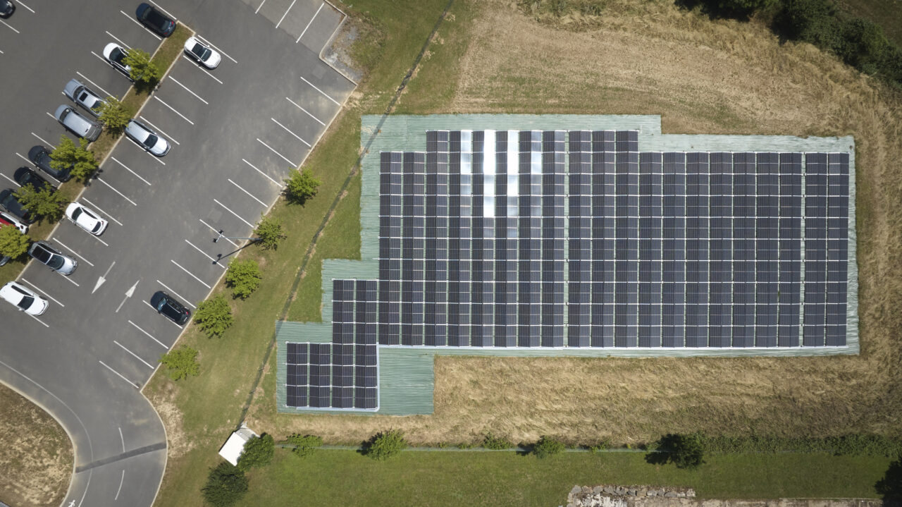 découvrez le leader photovoltaïque en rhône-alpes, spécialisé dans l'installation de solutions énergétiques durables et performantes. profitez de notre expertise pour optimiser votre consommation d'énergie solaire et contribuer à la transition écologique.