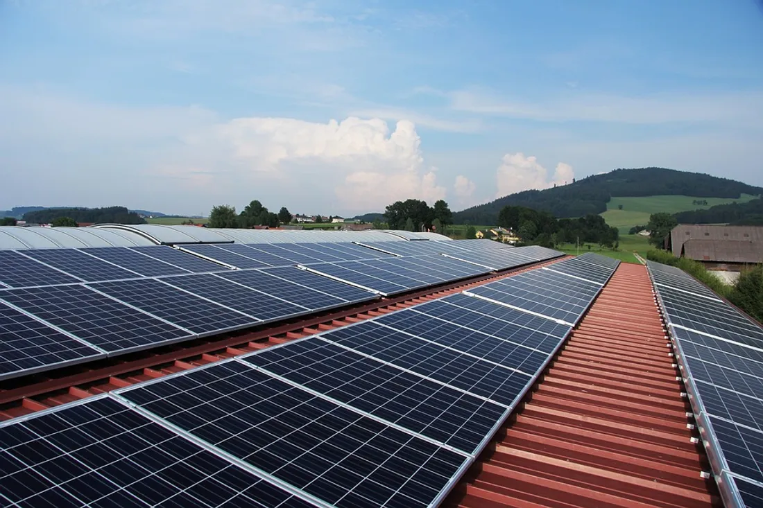 profitez de notre liquidation exceptionnelle sur les panneaux photovoltaïques ! obtenez des réductions importantes pour passer à l'énergie solaire et réduire vos factures d'électricité. ne manquez pas cette occasion de faire des économies tout en protégeant l'environnement. stocks limités, agissez vite !