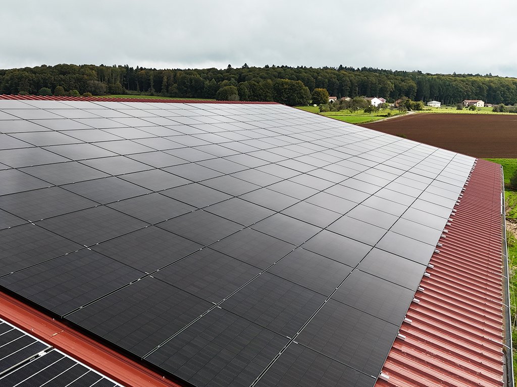 découvrez le meilleur installateur de panneaux photovoltaïques en moselle. profitez d'une expertise de qualité pour bénéficier d'une énergie solaire durable et économique. obtenez des conseils personnalisés et un service professionnel pour optimiser votre installation.